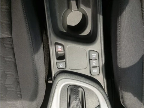 Toyota Yaris ACTIVE PLUS