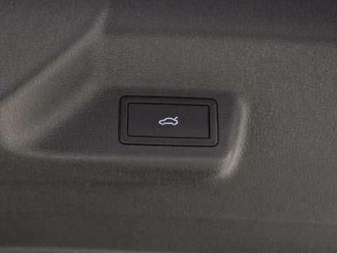 Volkswagen ID. BUZZ ID. BUZZ PRO 7-ASIENTOS BATALLA LARGA 210 KW (286 CV) 86 KWH AUT 1 VEL.