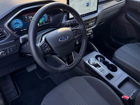 Ford Kuga Active 2.5 Duratec FHEV 132kW Auto