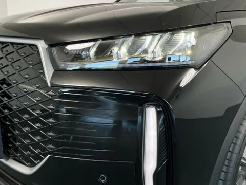 EBRO S400 1.5 DHE HEV Excellence CVT