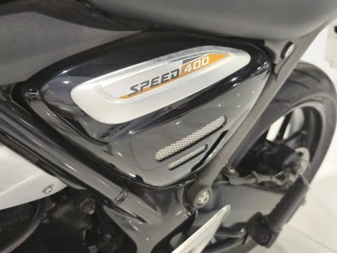 Triumph Street Triple S SPEED 400