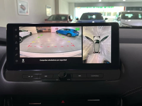 Nissan Qashqai DIG-T 116kW Xtronic N-Connecta