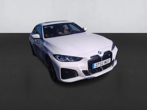 BMW i4 eDrive40