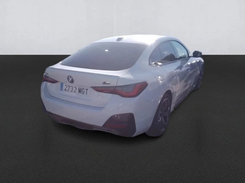 BMW i4 eDrive40