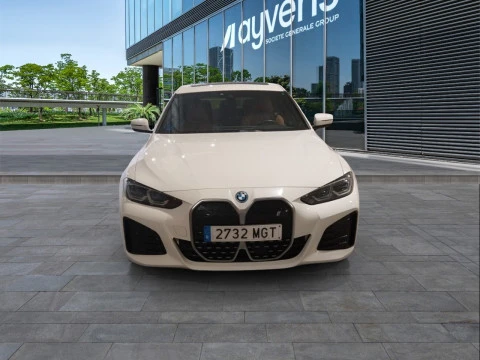 BMW i4 eDrive40