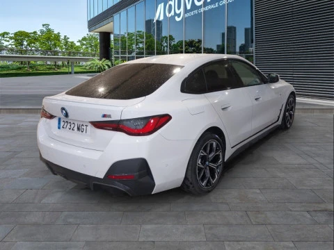 BMW i4 eDrive40