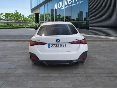 BMW i4 eDrive40