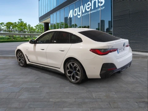 BMW i4 eDrive40