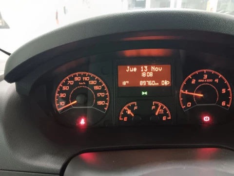 Citroën Jumper 2.2 BHDI 88KW L2H2 3.3T 4P