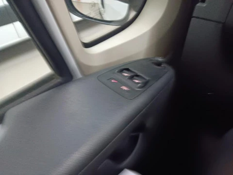 Citroën Jumper 2.2 BHDI 88KW L2H2 3.3T 4P