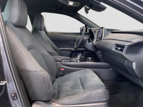 Lexus UX 2.0 300h UX Plus