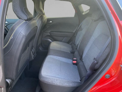 Renault Captur techno Eco-G 100cv (74 kW)