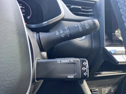 Renault Captur techno Eco-G 100cv (74 kW)