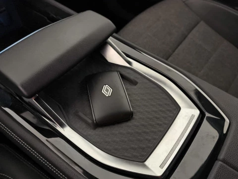 Renault Espace Techno E-Tech full hybrid 146kW 5p