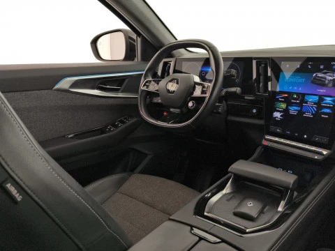 Renault Espace Techno E-Tech full hybrid 146kW 5p