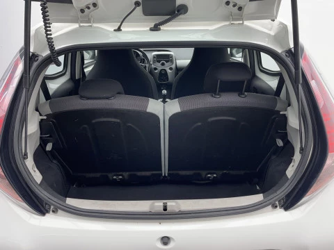 Toyota Aygo 1.0 70 x-play