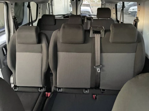 Peugeot Expert Combi BlueHDi 120 S&S Long