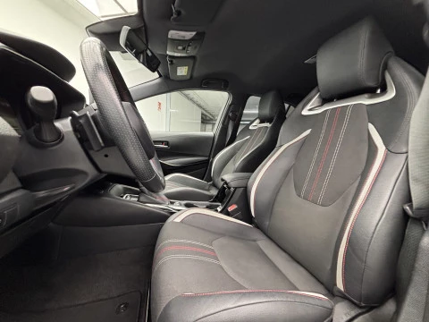 Toyota Corolla 2.0 180H GR-SPORT E-CVT