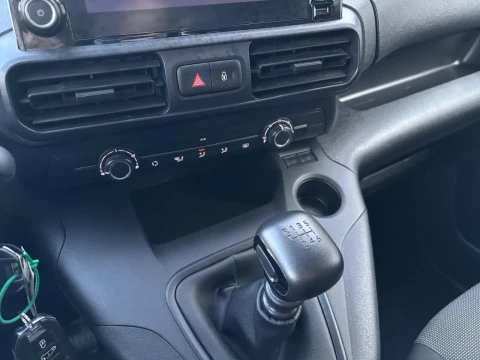 Peugeot Rifter ACTIVE PACK BUSIN. STD 1.5 BLUEHDI 100CV 5P