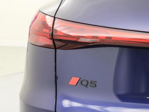 Audi Q5 AUDI Q5 SUV LAUNCH EDITION TDI QUATTRO 150 KW S TRONIC