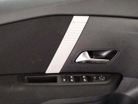 Citroën C4 Hybrid 145 Business Edition e-DCS6 107 kW (145 CV)