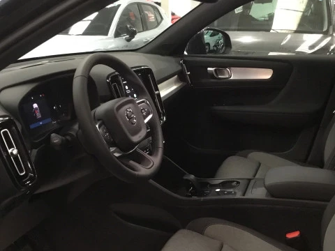 Volvo XC40 XC40 CORE B3 MILD HYBRID GASOLINA