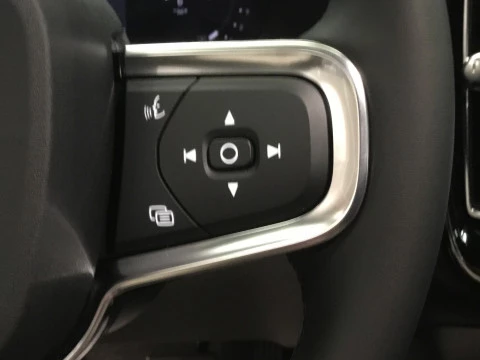 Volvo XC40 XC40 CORE B3 MILD HYBRID GASOLINA