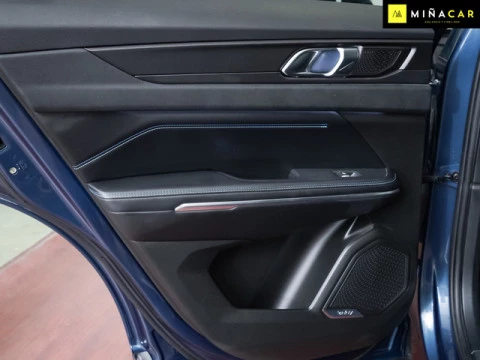 Lynk & Co 01 1.5 PHEV 192 kW (261 CV)