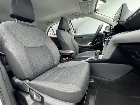 Toyota Yaris Cross 1.5 120H Business Plus