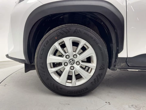 Toyota Yaris Cross 1.5 120H Business Plus