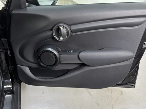 MINI Cabrio Cooper 100 kW (136 CV)