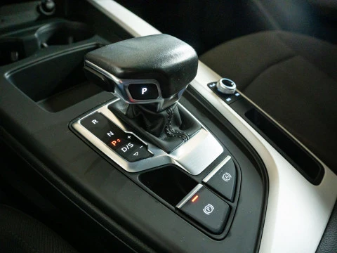 Audi A4 Avant Advanced 35 TDI 120kW S tronic