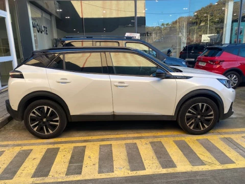 Peugeot 2008 GT Line Puretech 130 S&S BVM6