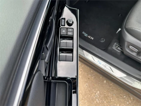 Toyota BZ4X 220E 4X4 Advance