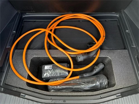 Toyota BZ4X 220E 4X4 Advance