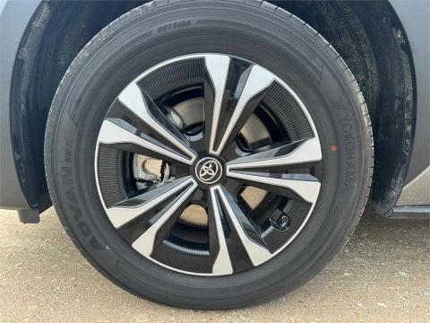 Toyota BZ4X 220E 4X4 Advance