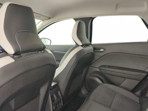 Renault Captur TECHNO TCE 140CV EDC MILD HYBRID