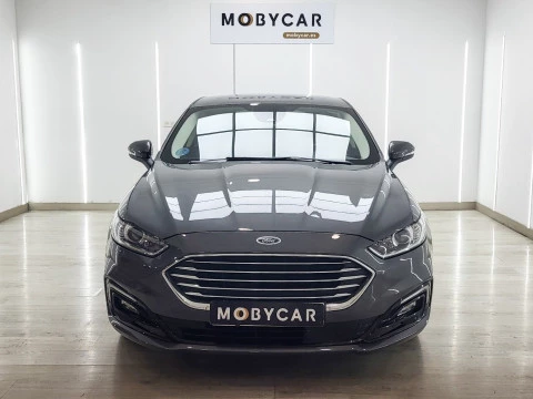 Ford Mondeo  SEDAN TITANIUM HEV2.0