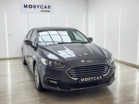 Ford Mondeo  SEDAN TITANIUM HEV2.0