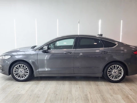 Ford Mondeo  SEDAN TITANIUM HEV2.0