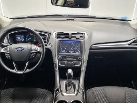 Ford Mondeo  SEDAN TITANIUM HEV2.0