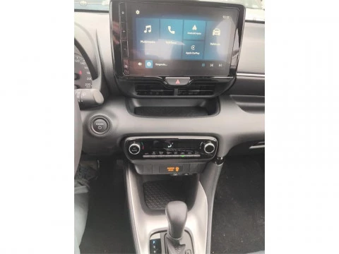 Toyota Yaris ACTIVE PLUS