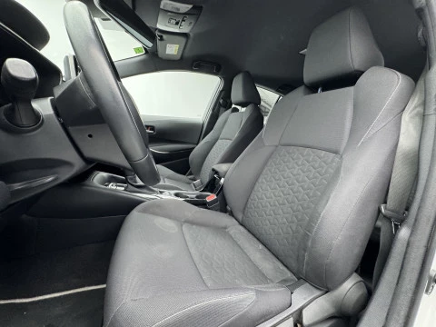 Toyota Corolla 1.8 125H ACTIVE TECH E-CVT