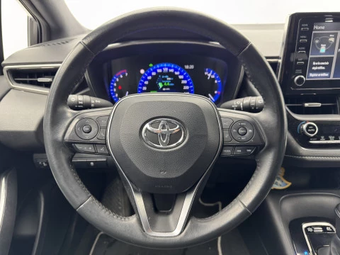 Toyota Corolla 1.8 125H ACTIVE TECH E-CVT