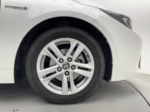 Toyota Corolla 1.8 125H ACTIVE TECH E-CVT