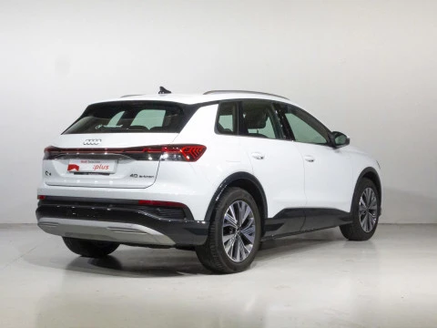 Audi Q4 e-tron S line 40 e-tron 150kW 82kWh