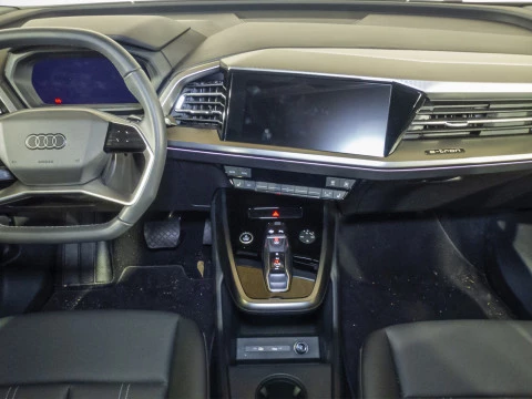 Audi Q4 e-tron S line 40 e-tron 150kW 82kWh