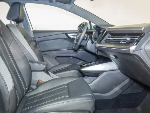 Audi Q4 e-tron S line 40 e-tron 150kW 82kWh