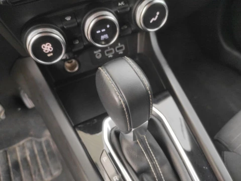 Renault Arkana Evolution E-TECH full hybrid 105kW(145CV