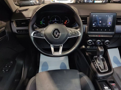 Renault Arkana Evolution E-TECH full hybrid 105kW(145CV